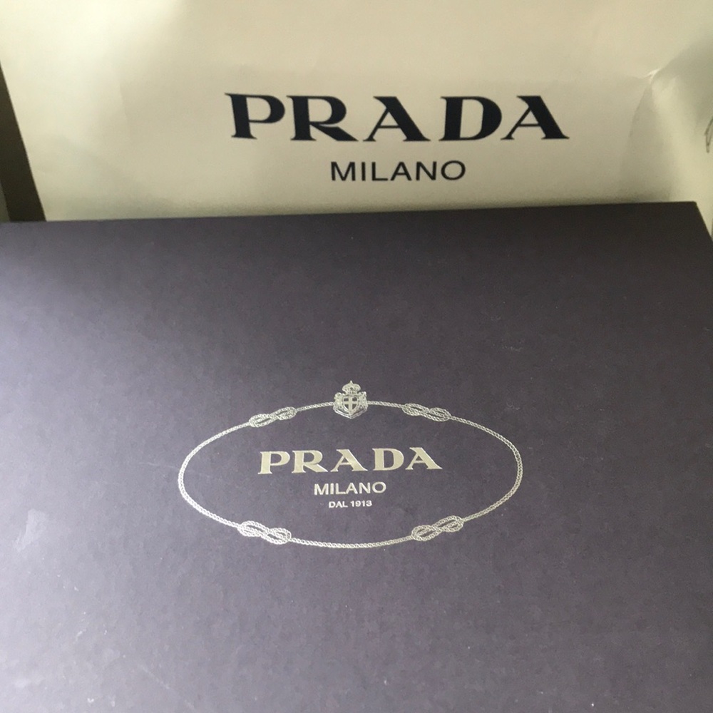 Prada Shoes - Picture 4 of 4